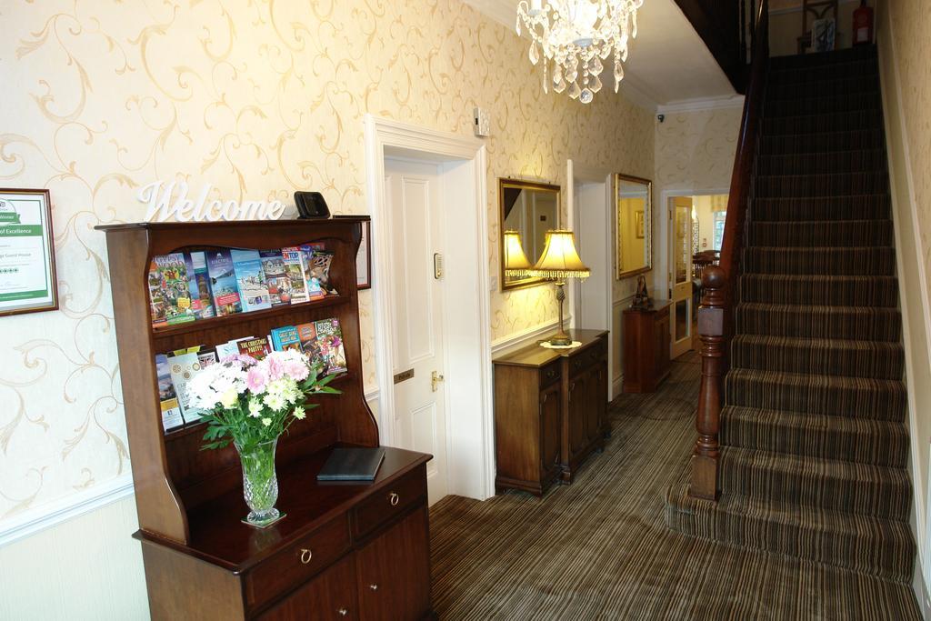 Bed & Breakfast Cedar