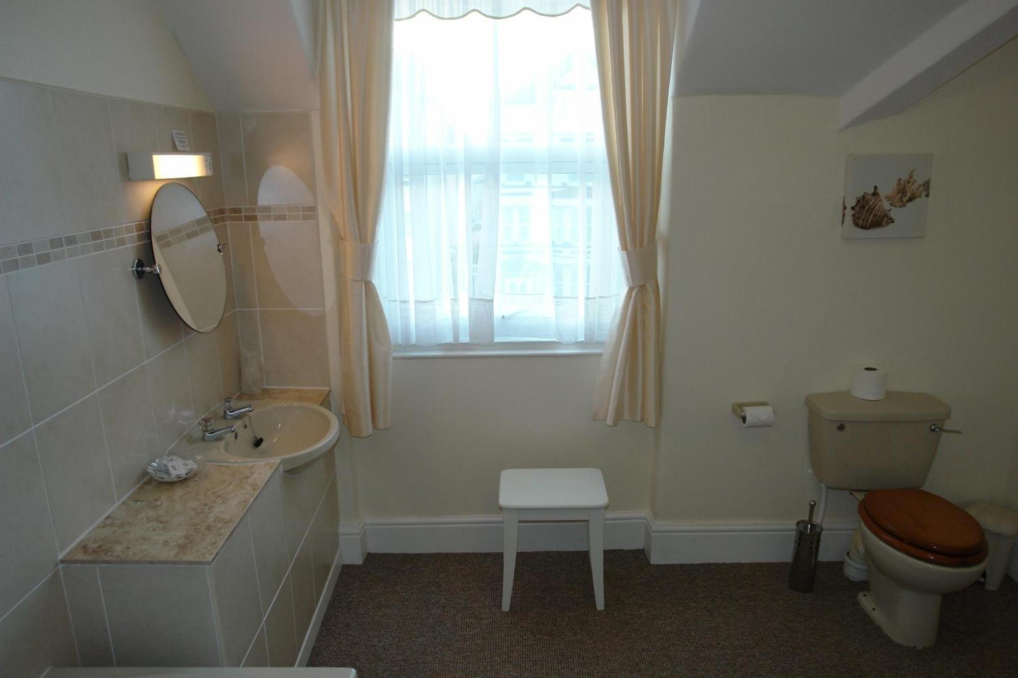 Bed & Breakfast Cedar 3*