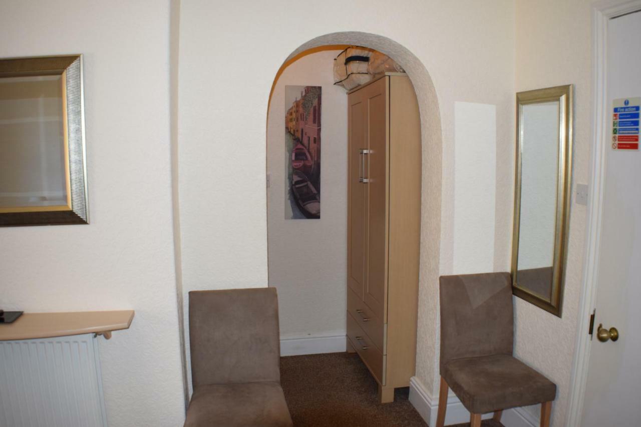 Cedar 3* Llandudno