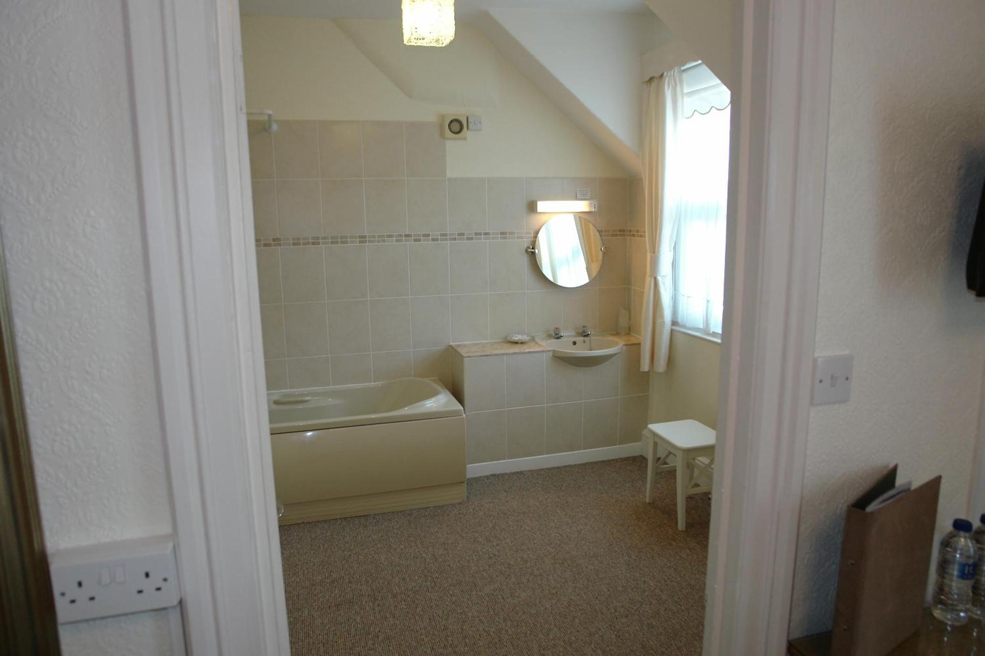 Bed & Breakfast Cedar 3*